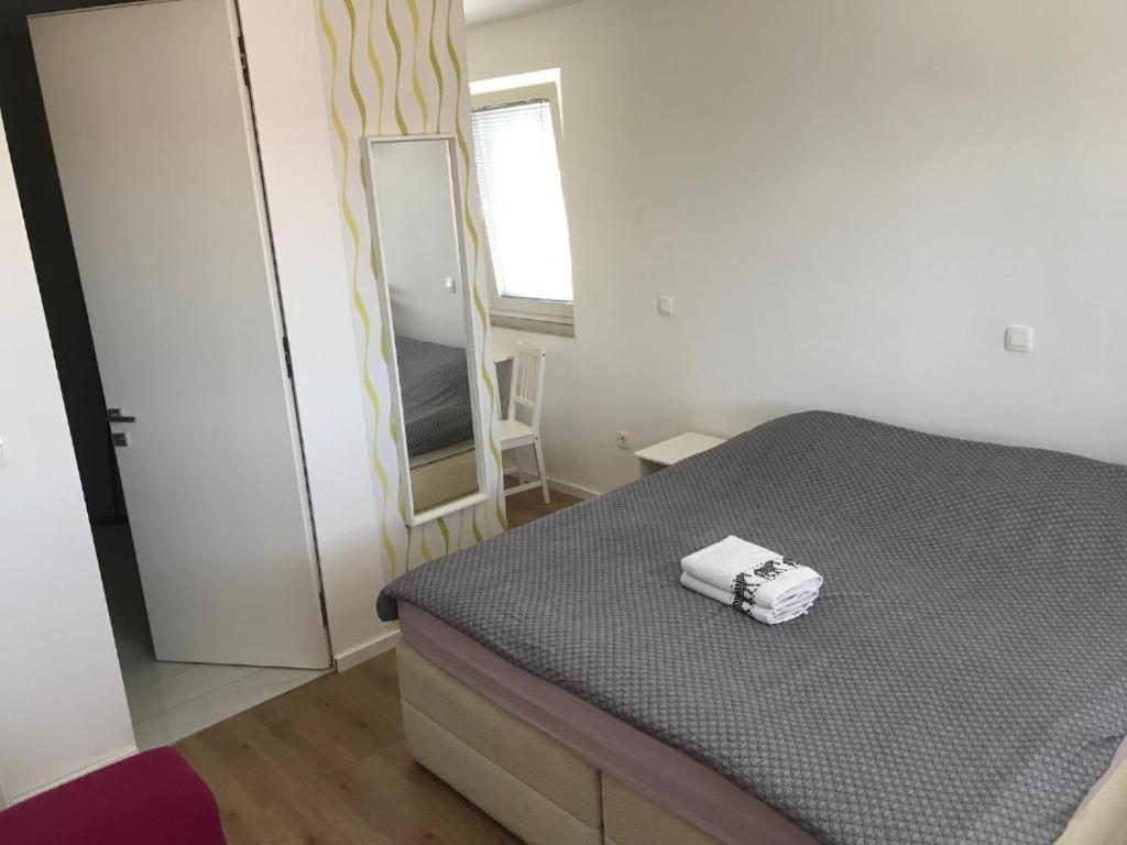 R41 - Tivoli Groundfloor Apartment Любляна Экстерьер фото